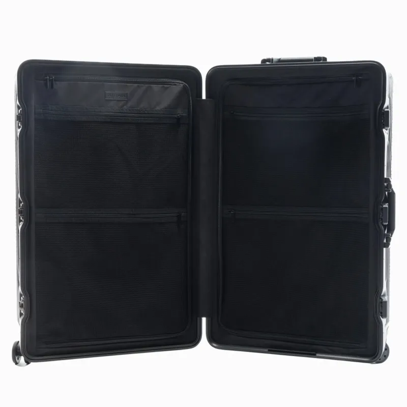 Aidan Checked<| Checked | The Signature Series L "Advanced" Black