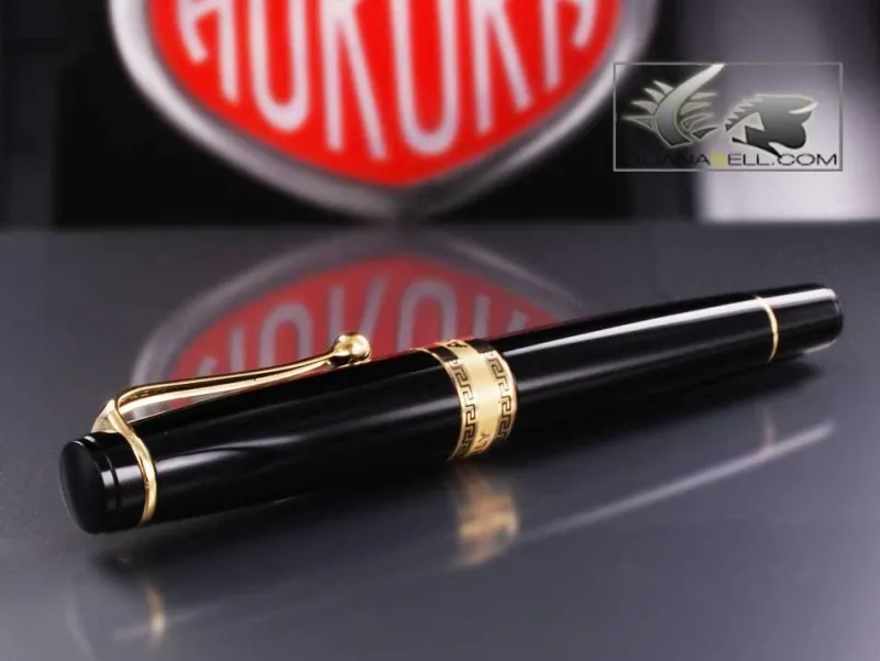 Aurora Rollerball<Optima - Resin w/ Gold Plated Trim Rollerball Pen - AU-97 Black