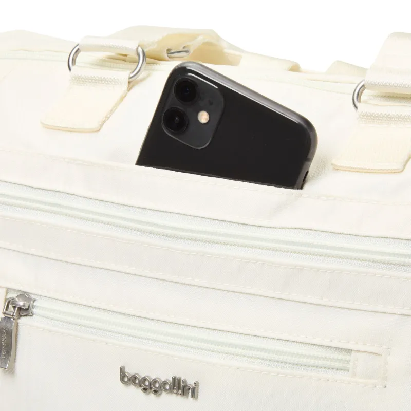 Baggallini Backpacks|Carry-on Luggage<Trifecta Convertible Backpack | Altman Luggage
