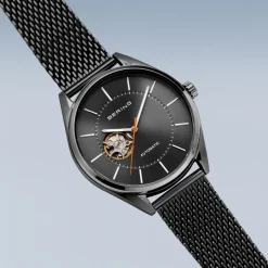 Bering Men's Watches<Mens Watch Automatic polished brushed Grey Grey Dial 16743377