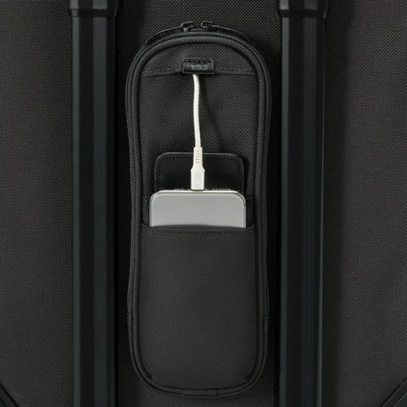 Briggs & Riley Business Cases|Garment Bags<Briggs & Riley 22" CARRY-ON 2-WHEEL GARMENT BAG Black