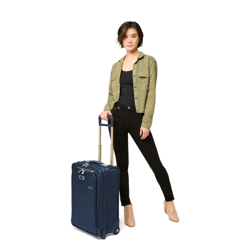 Briggs & Riley Carry-on Luggage<Briggs & Riley Baseline BLU122CX Essential 2 Wheel Carry on
