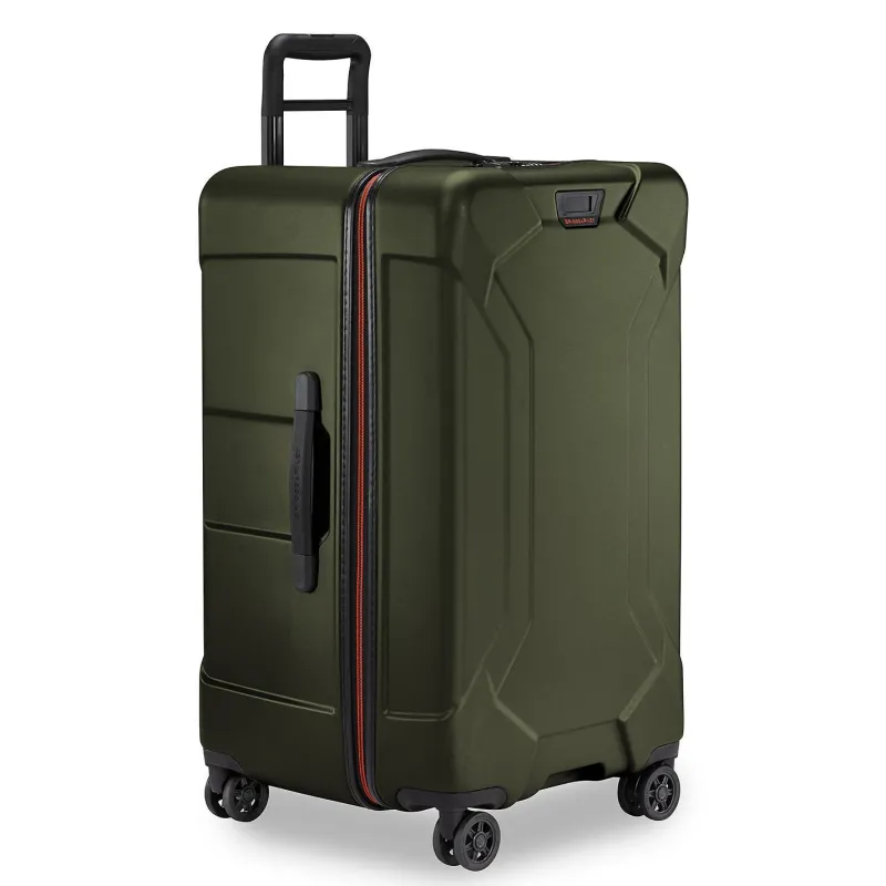 Briggs & Riley Rolling Spinner|Checked<Briggs and Riley Torq QUT228SP Medium Trunk Spinner | Altman Hunter