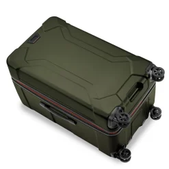 Briggs & Riley Rolling Spinner|Checked<Briggs and Riley Torq QUT228SP Medium Trunk Spinner | Altman Hunter