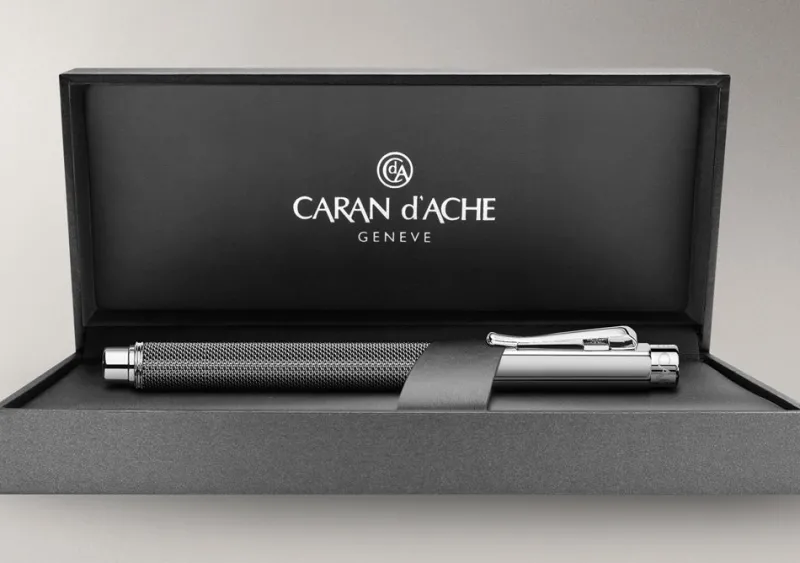 Caran D'Ache Fountain<Caran D Ache Varius Ivanhoe Silver Plated Fountain Pen