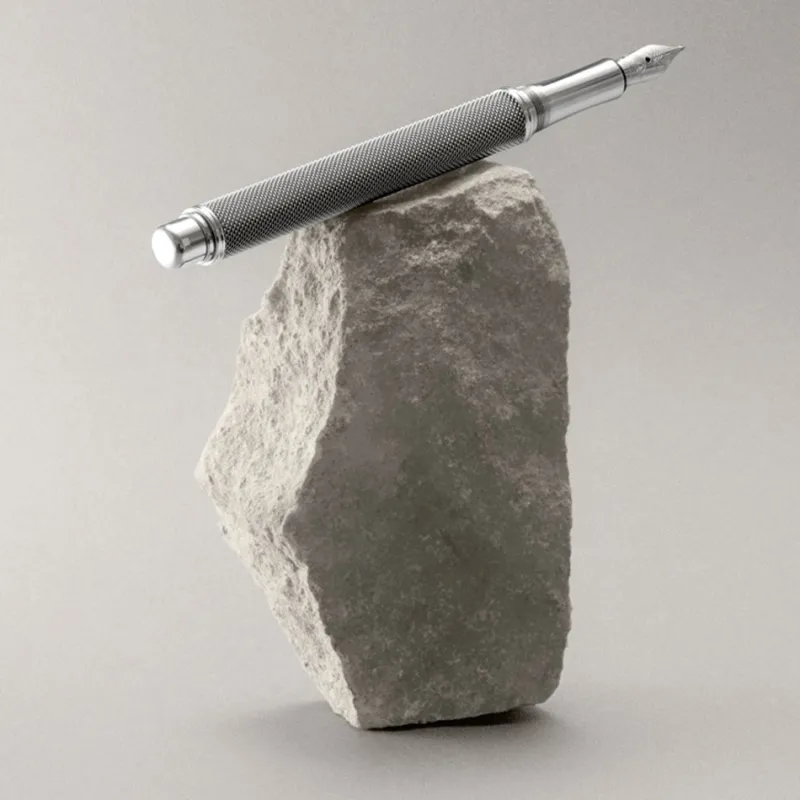 Caran D'Ache Fountain<Caran D Ache Varius Ivanhoe Silver Plated Fountain Pen