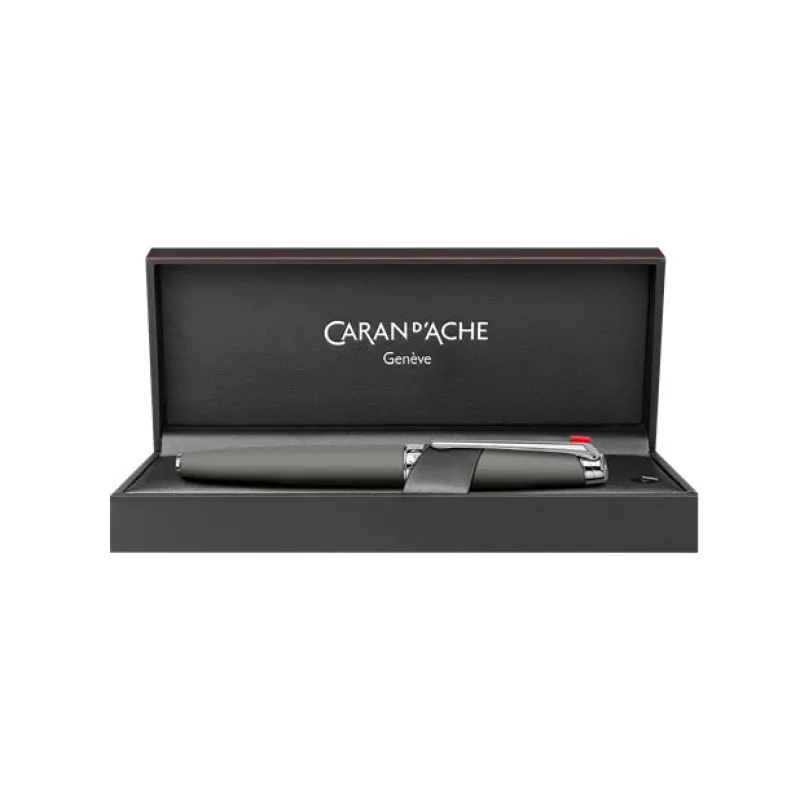 Caran D'Ache Fountain<Caran dAche LEMAN Grey Matte Fountain Pen | Altmen Luggage | Pen Sale