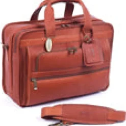 Claire Chase Portfolios|Business Cases<150 Guardian Computer Brief Distressed Brown