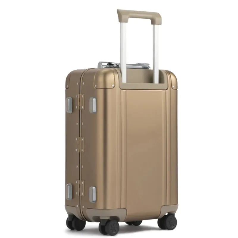 Zero Halliburton Carry-on Luggage<CLASSIC ALUMINUM 3.0 International Carry-on 33L