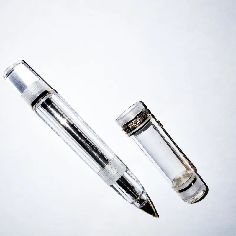 Delta Pen Closeouts|Rollerball<Dolce Vita IT Transparent Mid Size Rollerball Pen | Altman Luggage