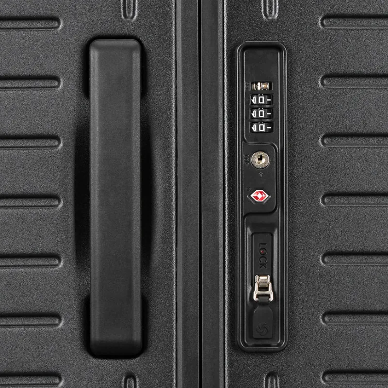 Samsonite Carry-on Luggage<FRAMELOCK MAX CARRY-ON SPINNER