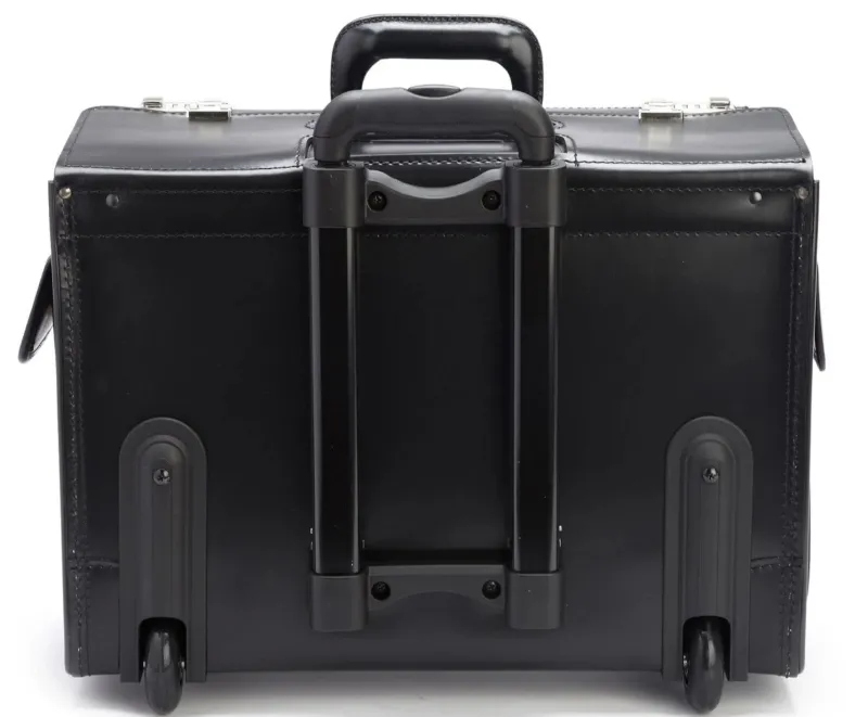 Korchmar Business Cases<Litigator
