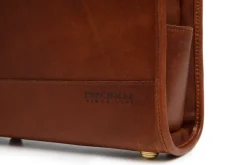 Korchmar Business Cases<Sawyer