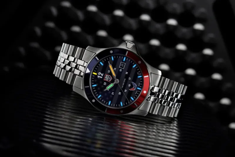 Luminox Men's Watches<VOLITION AMERICA Minuteman Dress Watch 42 mm