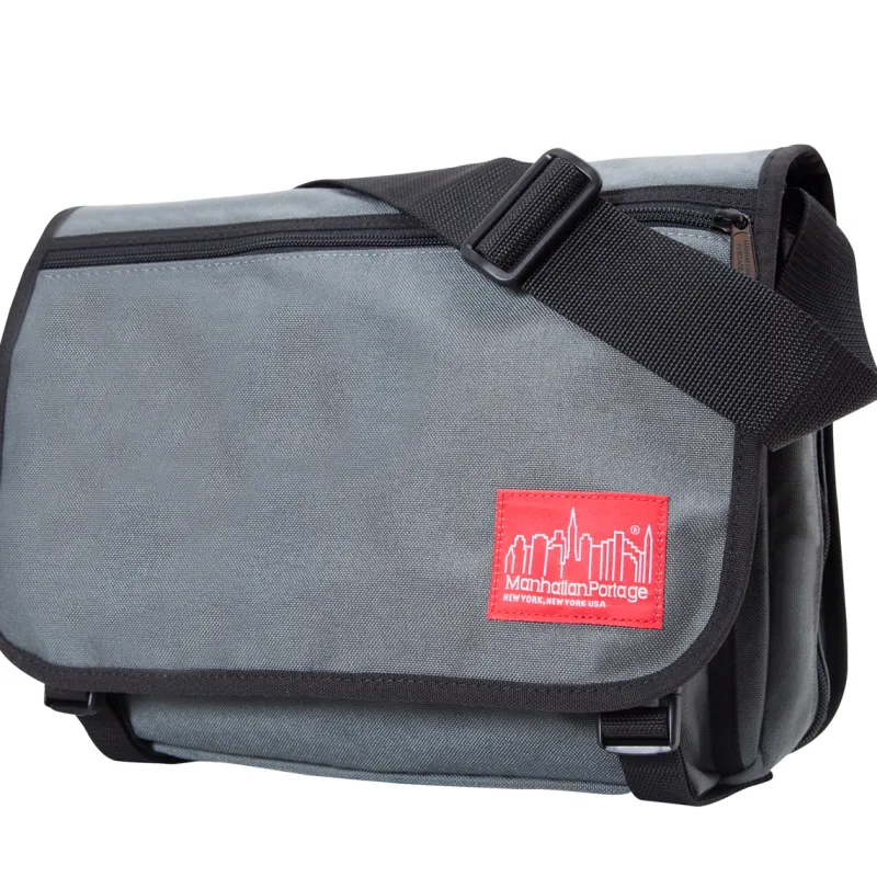 Manhattan Portage Portfolios|Business Cases<Europa Medium, Altman Luggage