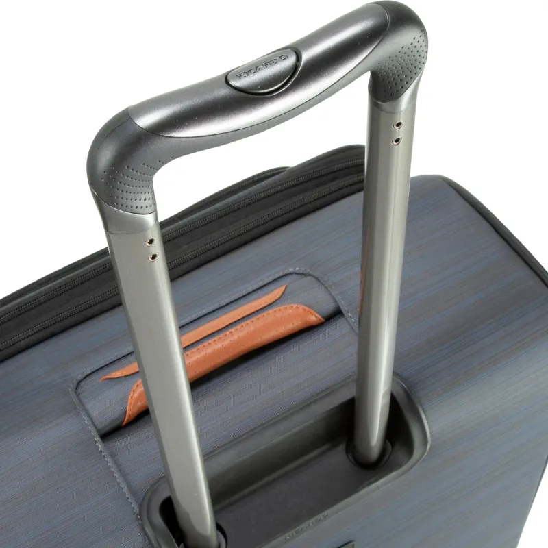 Ricardo Checked<Montecito 2.0 Softside Medium Check-In Expandable Spinner