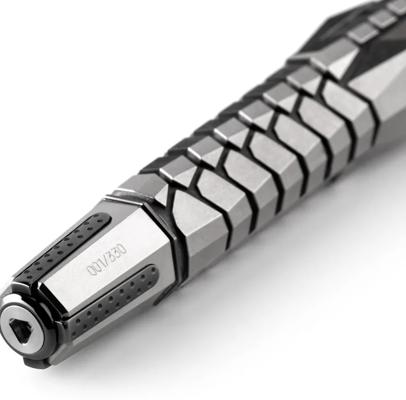 Montegrappa Limited Edition|Fountain<The Batman Limited Edition Fountain Pen | Altman Luggage