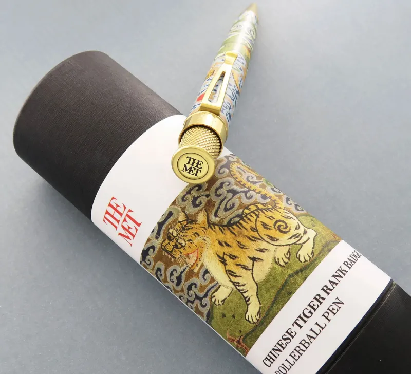 Retro 51 Rollerball|Limited Edition<Retro 1951 The MET Chinese Tiger Rank Badge Rollerball | ALtman Luggage