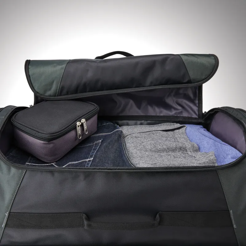 Samsonite Wheeled Duffels<Andante 2 22 Wheeled Duffel River Rock Black | Altman Luggage