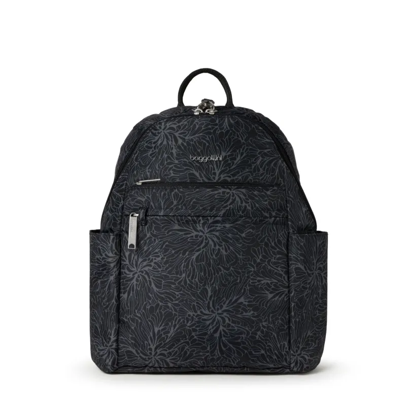 Baggallini Backpacks|Carry-on Luggage<Securtex AntiTheft Vacation Backpack | Altman Luggage
