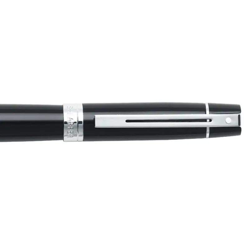 Sheaffer Fountain<300 Glossy Black Fountain Pen With Chrome Trims