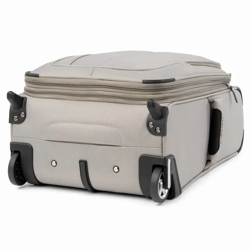 Travelpro Carry-on Luggage<Maxlite 5