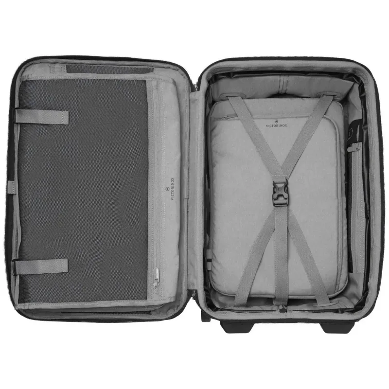 Victorinox Softside<Swiss Army Werks Traveler 2 Wheel Softside Frequent Flyer Black