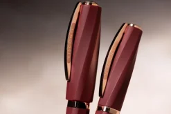 Visconti Fountain<Divina Matte Bordeaux Fountain Pen | Altman Luggage